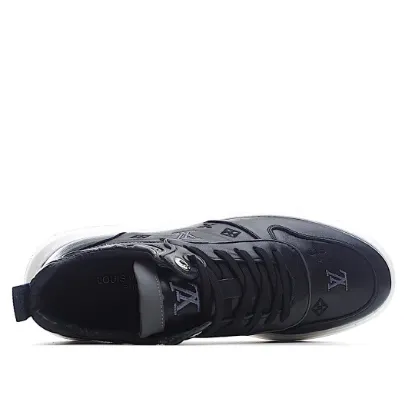 Picture of LOUIS VUITTON CASUAL SNEAKERS SNEAKERS