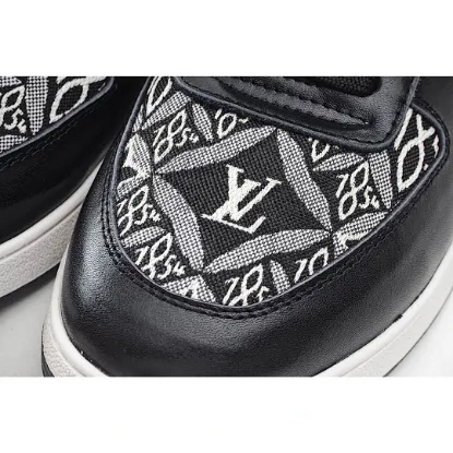 Picture of LOUIS VUITTON SQUAD SNEAKER HIGH HIGH-TOP SNEAKERS