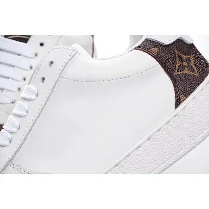 Picture of LOUIS VUITTON SQUAD SNEAKER HIGH HIGH-TOP SNEAKERS