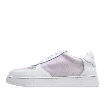 Picture of LOUIS VUITTON SQUAD SNEAKER HIGH HIGH-TOP SNEAKERS