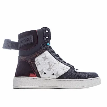 Picture of LOUIS VUITTON SQUAD SNEAKER HIGH HIGH-TOP SNEAKERS