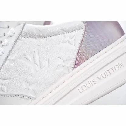 Picture of LOUIS VUITTON SQUAD SNEAKER HIGH HIGH-TOP SNEAKERS