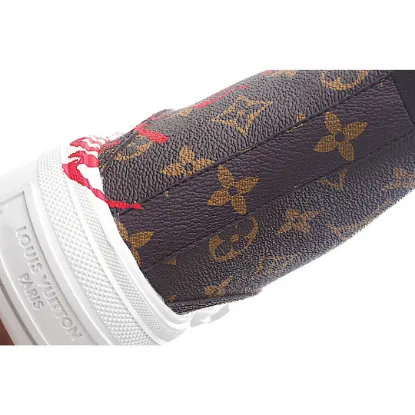 Picture of LOUIS VUITTON SQUAD SNEAKER HIGH HIGH-TOP SNEAKERS