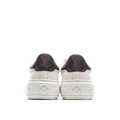 Picture of LOUIS VUITTON CASUAL SNEAKERS