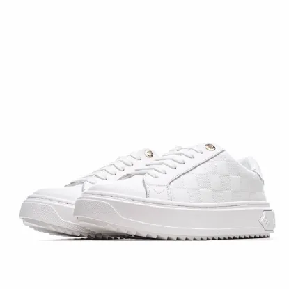 Picture of LOUIS VUITTON CASUAL SNEAKERS