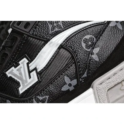 Picture of LOUIS VUITTON TRAINER CASUAL SPORTS SHOES