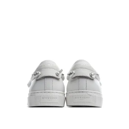 Picture of Givenchy Velcro Sneakers