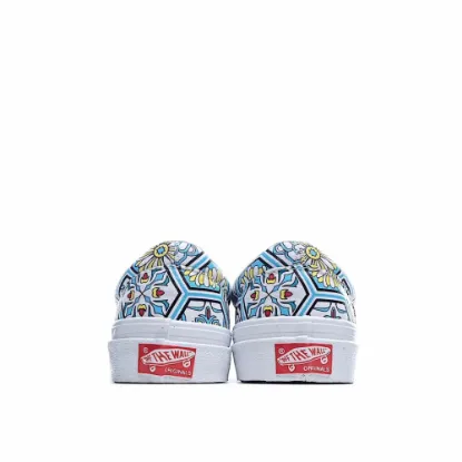 Picture of KITH x Vans Vault OG Classic Slip-On LXTrue White