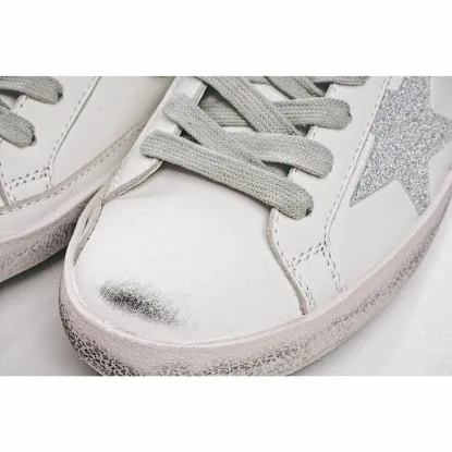 Picture of Golden Goose Super Star series small dirty shoes