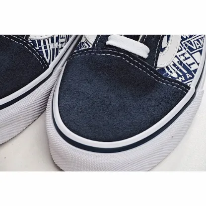 Picture of VANS OLD SKOOL CASUAL SHOES SKATE SHOES