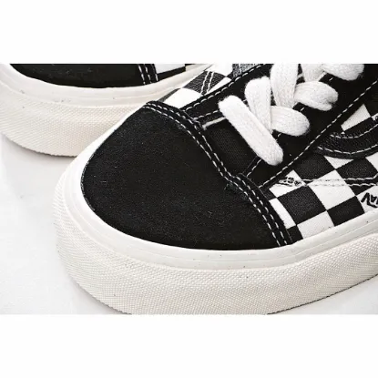 Picture of VANS OLD SKOOL CASUAL SHOES SKATE SHOES