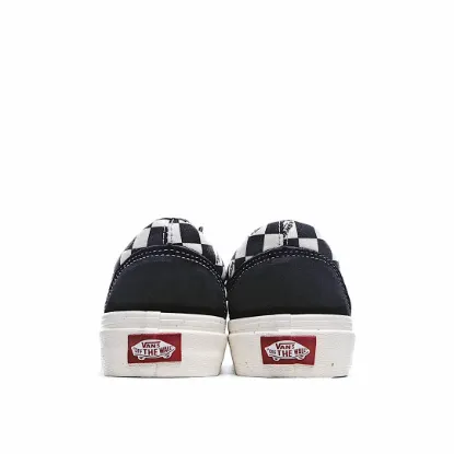 Picture of VANS OLD SKOOL CASUAL SHOES SKATE SHOES