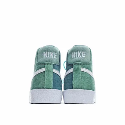 Picture of NIKE BLAZER '77 VINTAGE MID 'HEALING JADE'