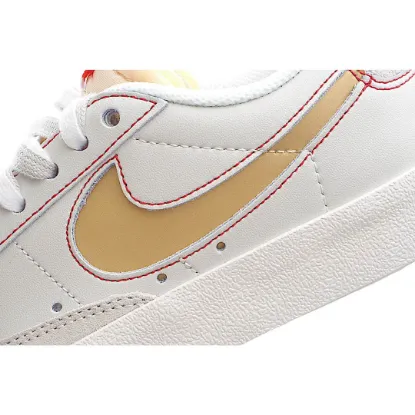 Picture of NIKE BLAZER LOW '77 PREMIUM 'FIRST USE - LIGHT BONE'