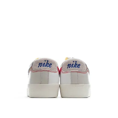 Picture of NIKE BLAZER LOW '77 PREMIUM 'FIRST USE - LIGHT BONE'