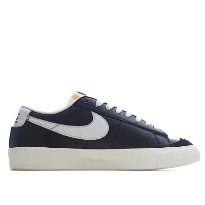 Picture of NIKE BLAZER LOW '77 VINTAGE 'BLACK WHITE'