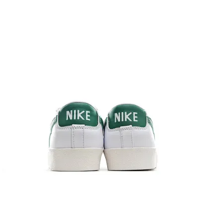 Picture of NIKE BLAZER LOW '77 VINTAGE 'PINE GREEN'