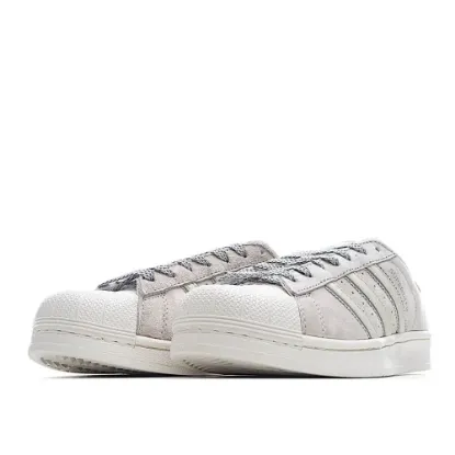 Picture of Adidas Originals SUPERSTAR W