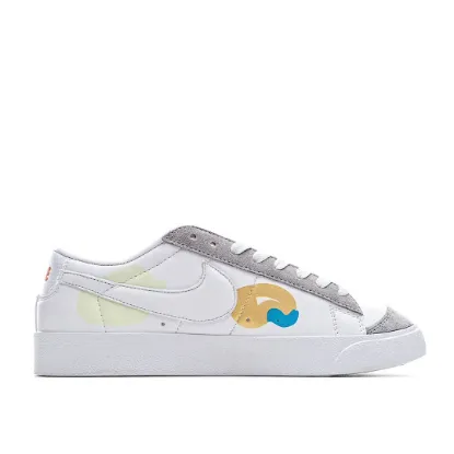 Picture of NIKE BLAZER LOW LOW-TOP SNEAKERS