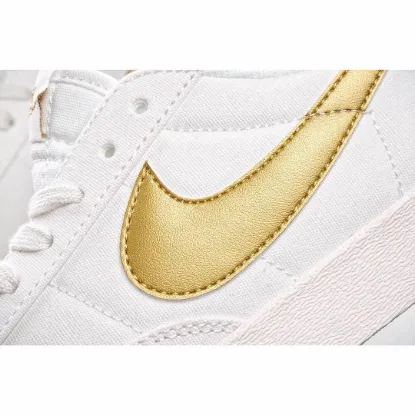 Picture of NIKE BLAZER LOW LX SNEAKERS