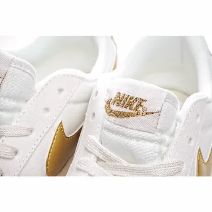 Picture of NIKE BLAZER LOW LX SNEAKERS