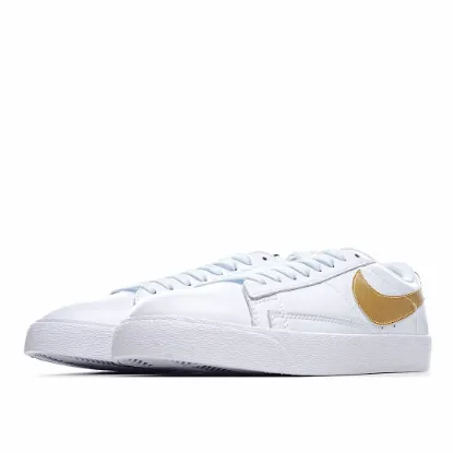 Picture of NIKE BLAZER LOW PRM