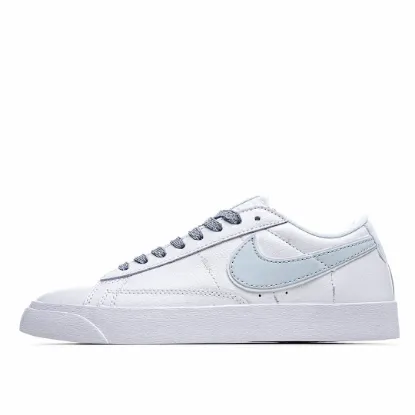 Picture of NIKE BLAZER LOW PRM SNEAKERS