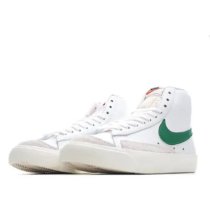 Picture of NIKE BLAZER MID '77 VINTAGE 'WHITE PINE GREEN'