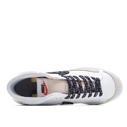 Picture of NIKE BLAZER MID 77 MID-TOP SNEAKERS WHITE AND BLACK CASHEW FLOWER