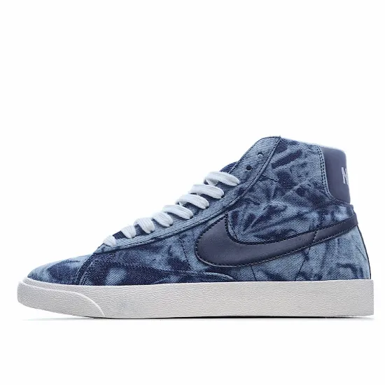 Picture of NIKE BLAZER MID QS HH SNEAKERS