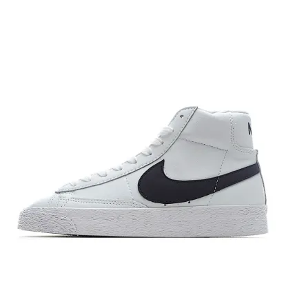 Picture of NIKE BLAZER MID SNEAKERS