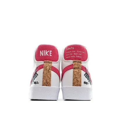 Picture of NIKE WMNS BLAZER MID '77 'CATECHU'