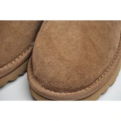 Picture of UGG CLASSIC MINI SERIES SNOW BOOTS