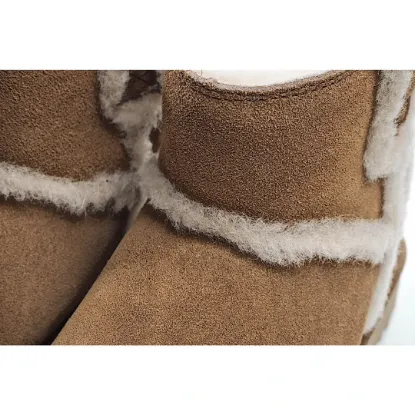 Picture of UGG CLASSIC MINI SERIES SNOW BOOTS