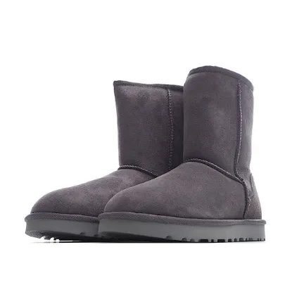 Picture of UGG CLASSIC MINI SERIES SNOW BOOTS