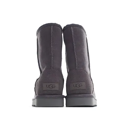 Picture of UGG CLASSIC MINI SERIES SNOW BOOTS