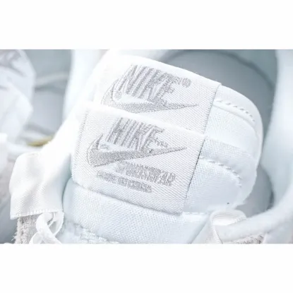 Picture of NIKE SACAI X LDWAFFLE 'WHITE NYLON'