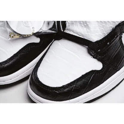 Picture of Air Jordan 1 Retro High OG 'Black/White'