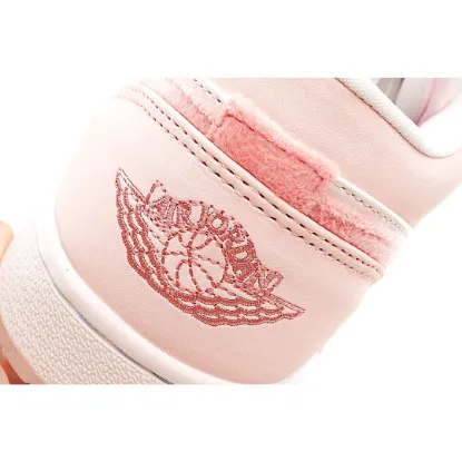 Picture of Air Jordan 1 Low Low Top Retro Culture Basketball Shoe