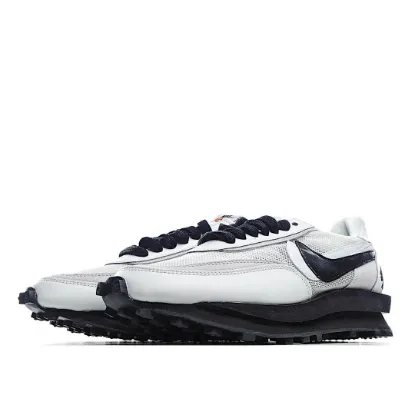 Picture of SACAI X NIKE LVD WAFFLE PAPRA/NONOISE X RUNNING SHOES