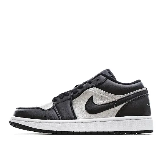 Picture of Wmns Air Jordan 1 Low SE 'Silver Toe'