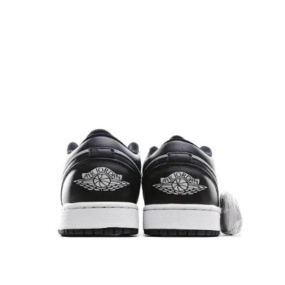 Picture of Wmns Air Jordan 1 Low SE 'Silver Toe'