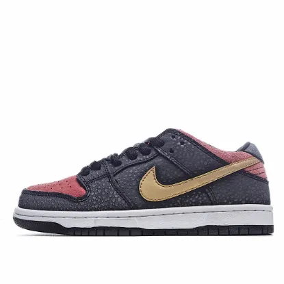 Picture of BROOKLYN PROJECTS X NIKE DUNK SB PREMIUM QS WALK OF FAMELOW