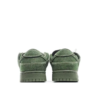 Picture of CACTUS PLANT FLEA MARKET X NIKE DUNK LOW GREEN