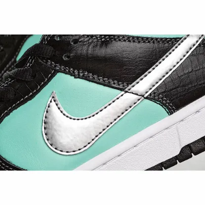 Picture of DIAMOND SUPPLY CO. X NIKE SB DUNK LOW PRO TIFFANY