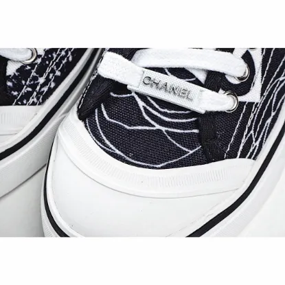 Picture of Chanel Canvas Casual Sneakers