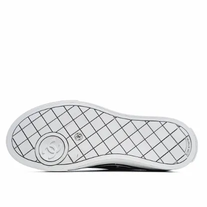 Picture of Chanel Canvas Casual Sneakers