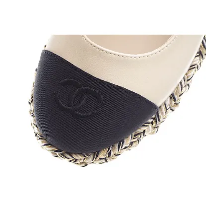 Picture of Chanel Casual Shoes Sneakers Classic