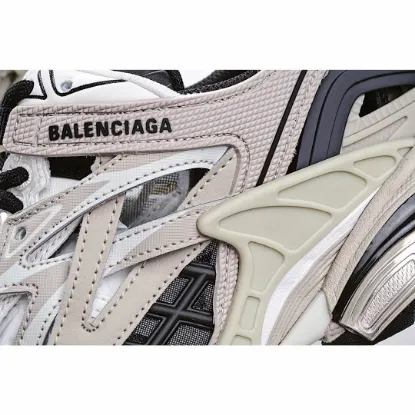 Picture of Balenciaga Track 4.0 Track Trainer