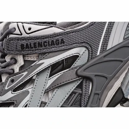 Picture of Balenciaga Track 4.0 Track Trainer